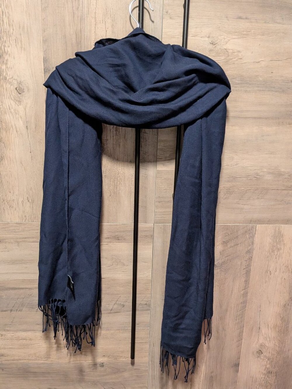 Pashmina Scarf in Navy Blue, Excellent used condition, Fringe, 32x70"